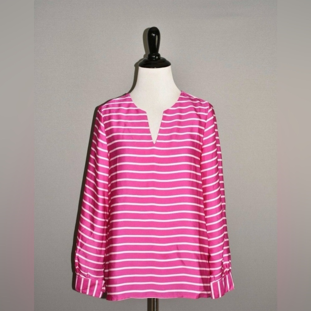 Anna Taylor Fuscia/White stripe vneck blouse Size XL
P2P:21